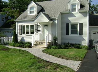 334 Cedar Grove Ter, Scotch Plains, NJ 07076
