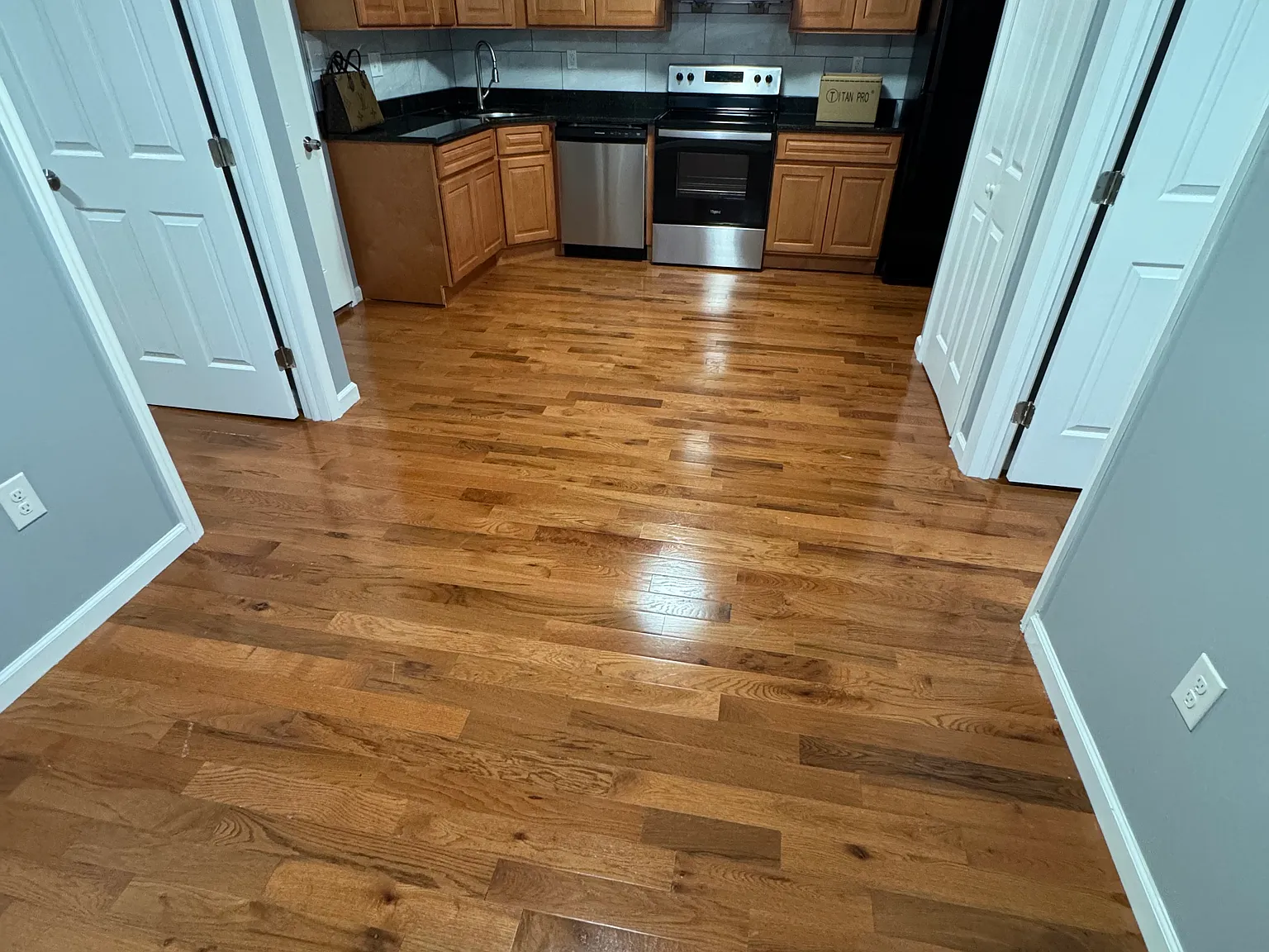 2 bed, $1,300 — Photo 2