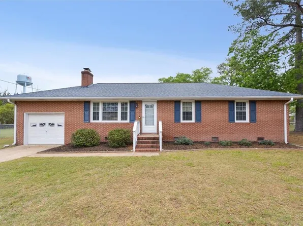 1001 Magruder Rd, Smithfield, VA 23430