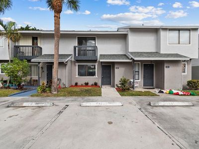 1902 Wharf Lane, Greenacres, FL, 33463