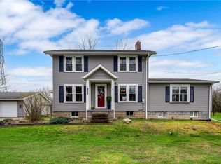 1990 River Rd, Hermitage, PA 16148