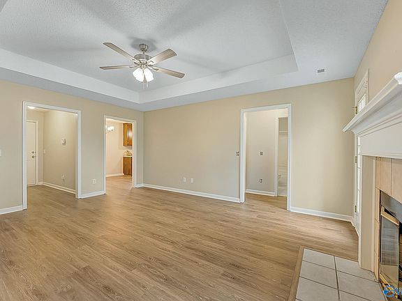 4th image of 334 Earnhardt Dr