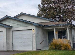 931 NE Hidden Valley Dr, Bend, OR 97701