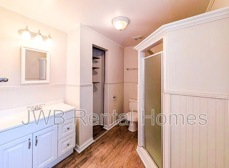 1166 Hamilton St — Photo 10