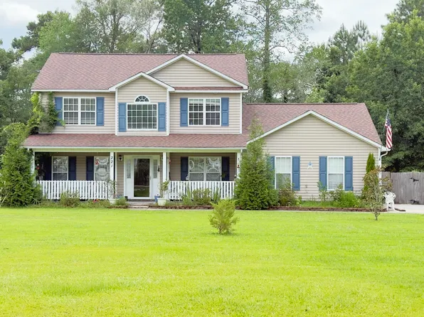 221 Lee Rogers Road, Hubert, NC 28539