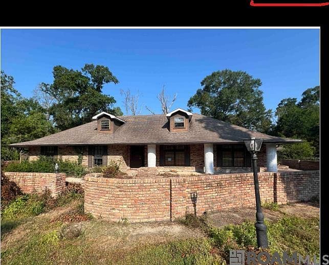 1st image of 11465 Country Club Dr