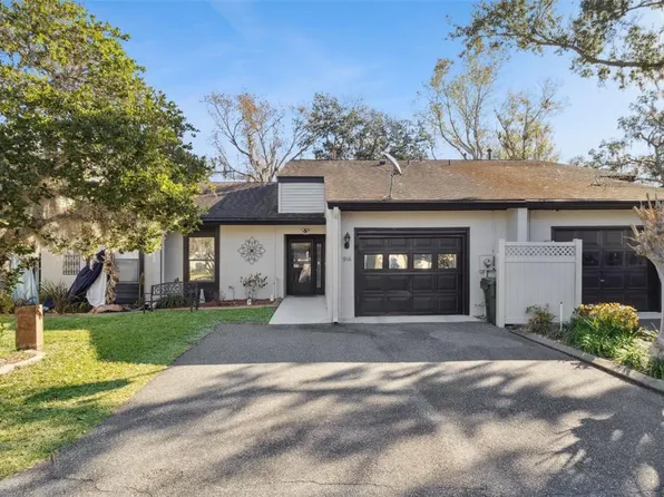 916 Belle Oak Dr, Leesburg, FL 34748