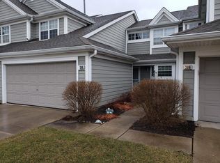 308 Woodstone Cir, Buffalo Grove, IL