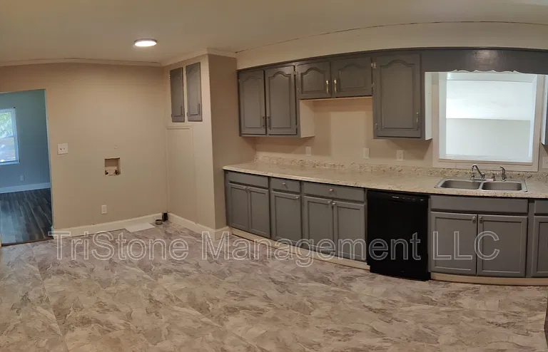 6820 Flintrock Rd — Photo 7