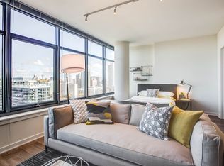 313 W Chestnut St #803, Chicago, IL 60610