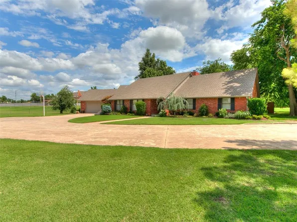 415 Willow Creek St, El Reno, OK 73036