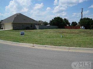 1708 Shawnee Dr, Cleburne, TX 76033