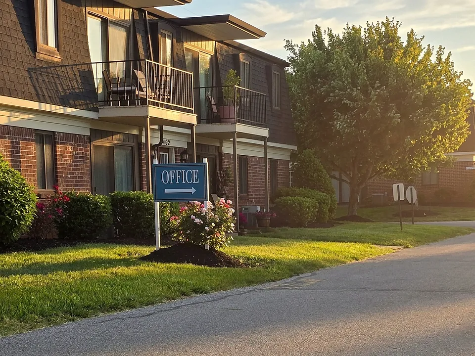 Pebble Creek Apartments