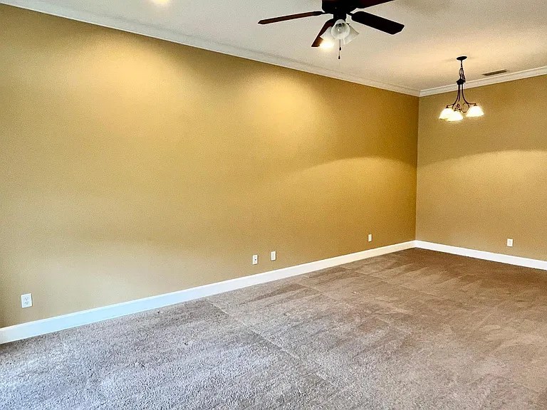 121 Shepards Way — Photo 6