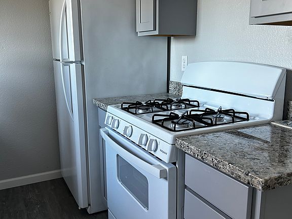 2nd image of 1741 W Lockeford St APT 11