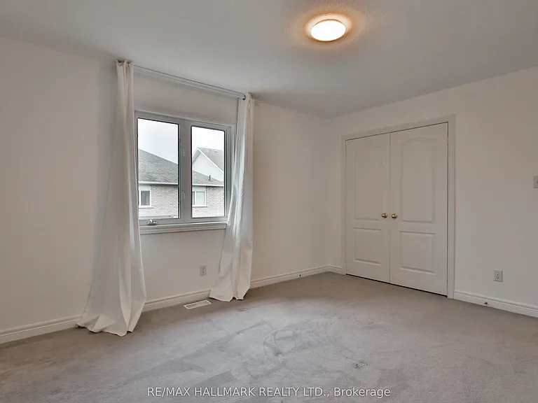 15 Briarglen Rd — Photo 38