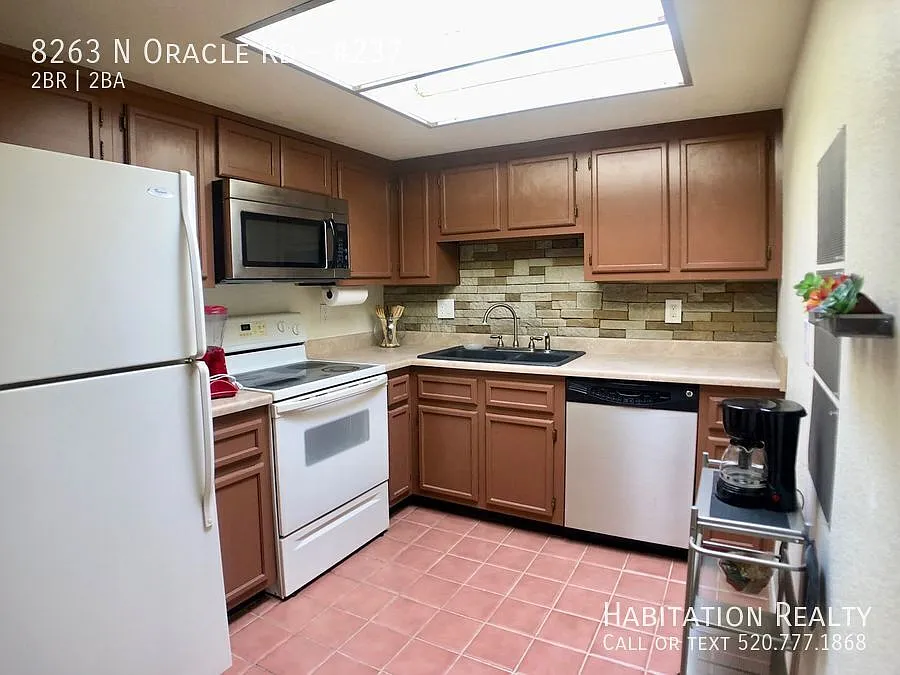 8263 N Oracle Rd #237