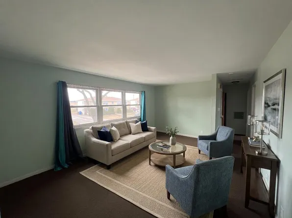 4105 Marquette Dr, Racine, WI 53402