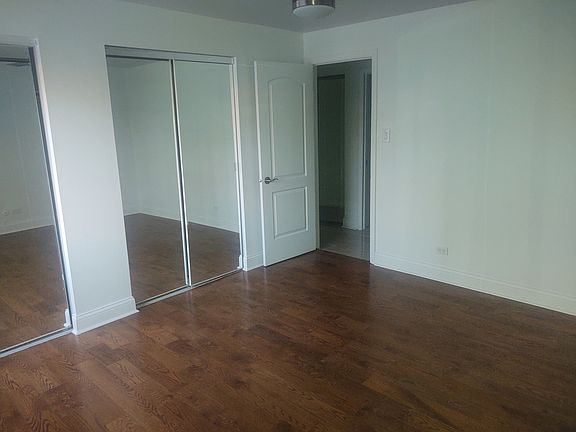 3rd image of 5515 S Cornell Ave #305