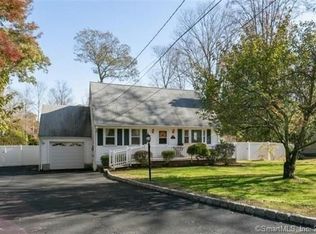 245 Minivale Rd, Stamford, CT 06907