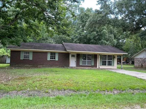 108 Homestead Ave, Crossett, AR 71635