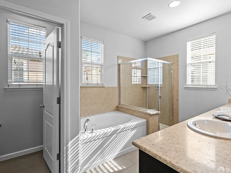 2852 Systron Dr #2852 — Photo 11