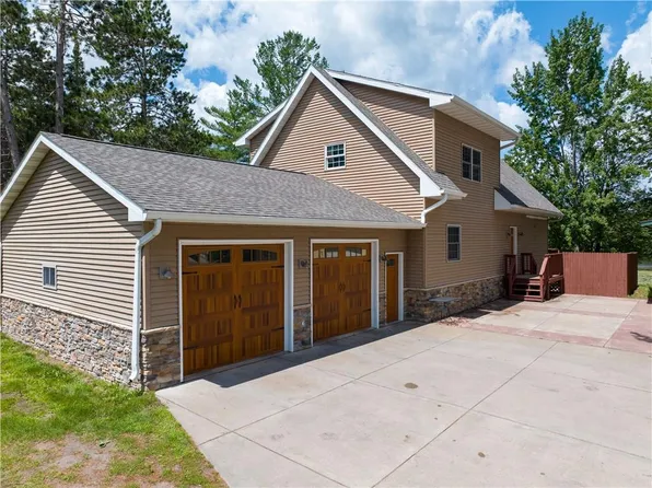 405 South River Bay, Spooner, WI 54801