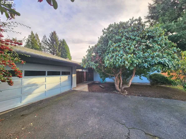 13780 SW Brightwood St, Beaverton, OR 97005