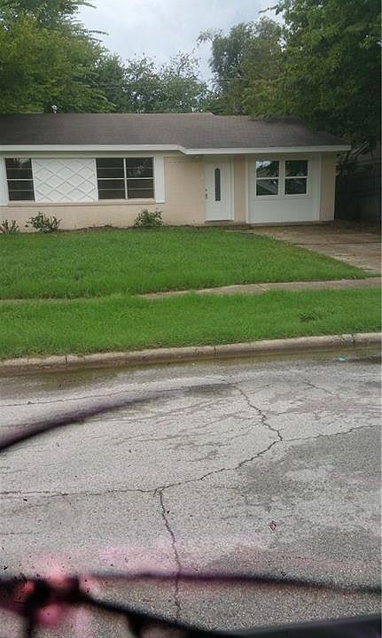 1st image of 517 E Cober St