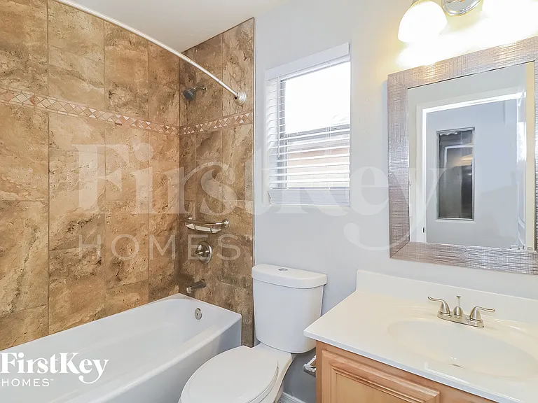 8027 S 27th Way — Photo 14