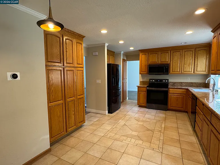 1105 Fair Weather Cir — Photo 10