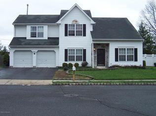 6 Nutmeg Rd, Aberdeen, NJ 07747