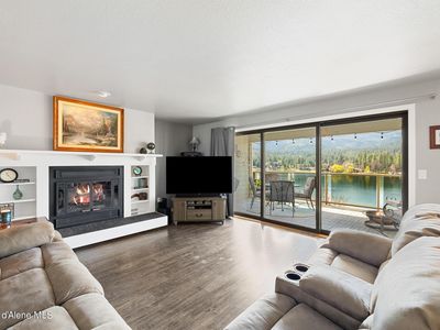 204 E 1st Ave APT 10, Post Falls, ID, 83854