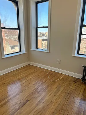 Rented by Rani Dishi, LREB | media 3