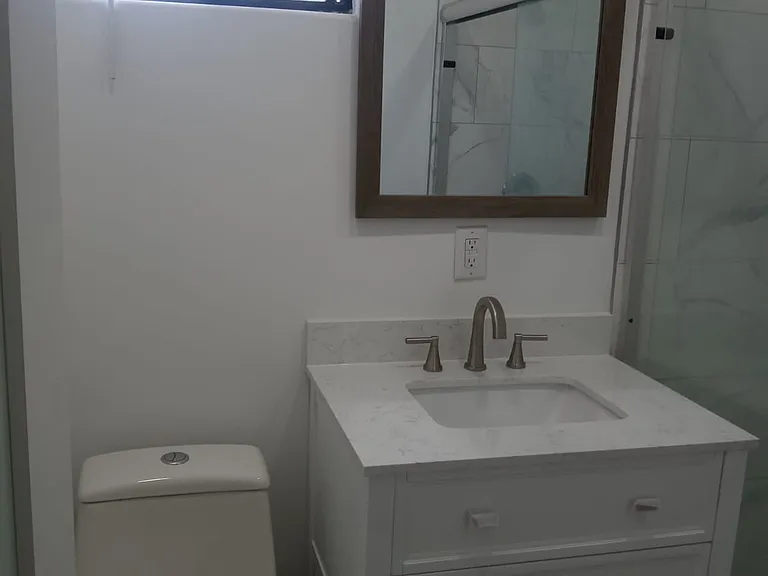 1233 Gordon St #6 — Photo 6