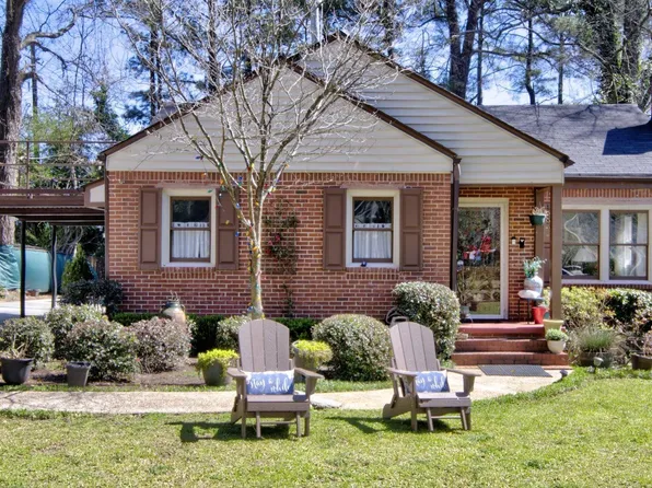453 Woodhaven Dr, Decatur, GA 30030