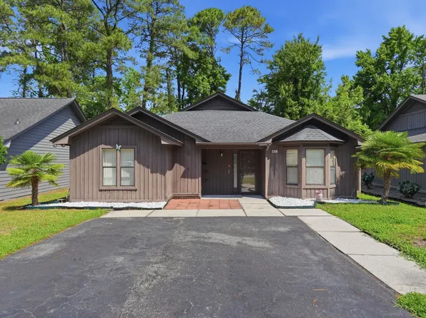 129 Hickory Dr., Conway, SC 29526