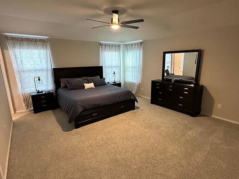 124 Rocroi Dr — Photo 23