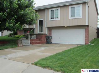 17024 Sprague St, Omaha, NE 68116