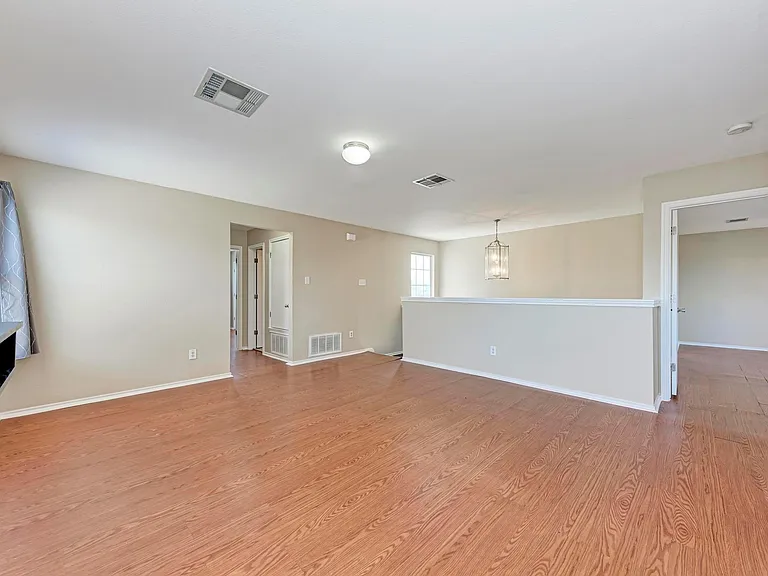 289 Drystone Trl — Photo 23