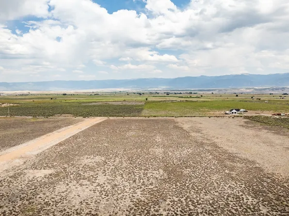 935 E 14250 N, Wales, UT 84667