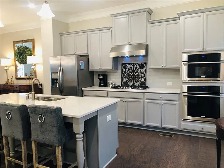 324 Beacons Pl — Photo 10
