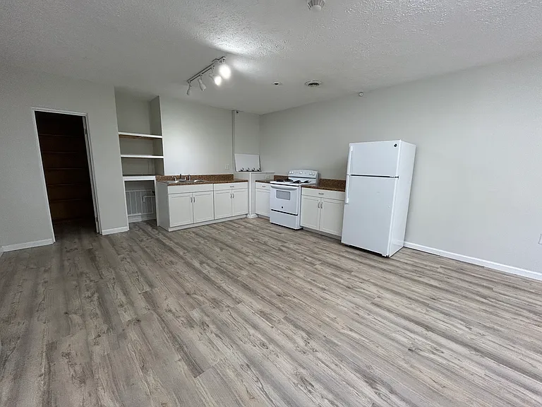 7016 E Lamar Alexander Pkwy #1 — Photo 9