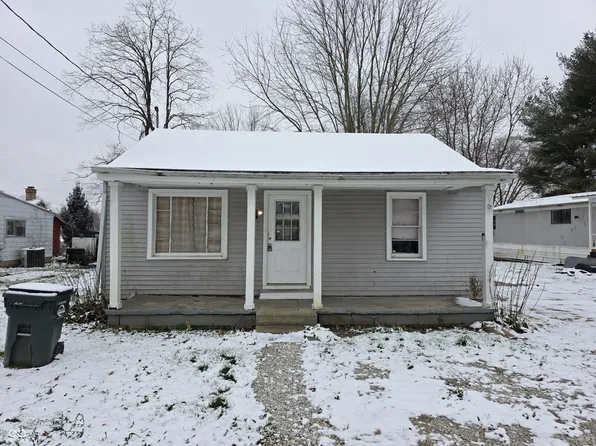 233 W Main St, Medora, IN 47260