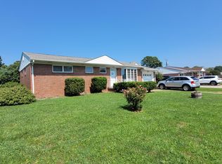 3200 Ridgefield Dr, Norfolk, VA 23518