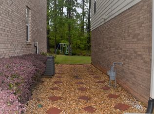 4282 Pond Edge Rd, Snellville, GA 30039