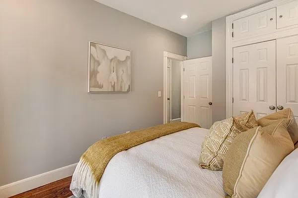 2 bed, 656 sqft, $3,490 — Photo 4