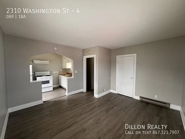 2310 Washington St #4 — Photo 1