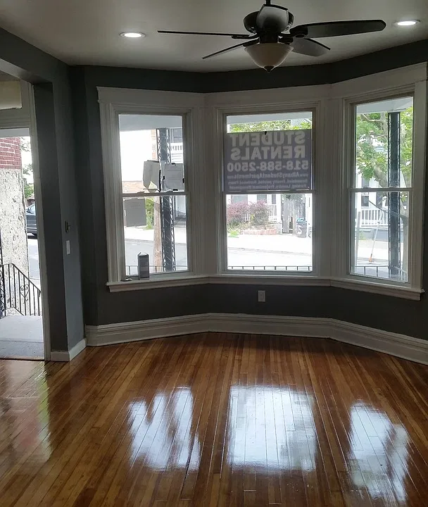 58 Elberon Pl