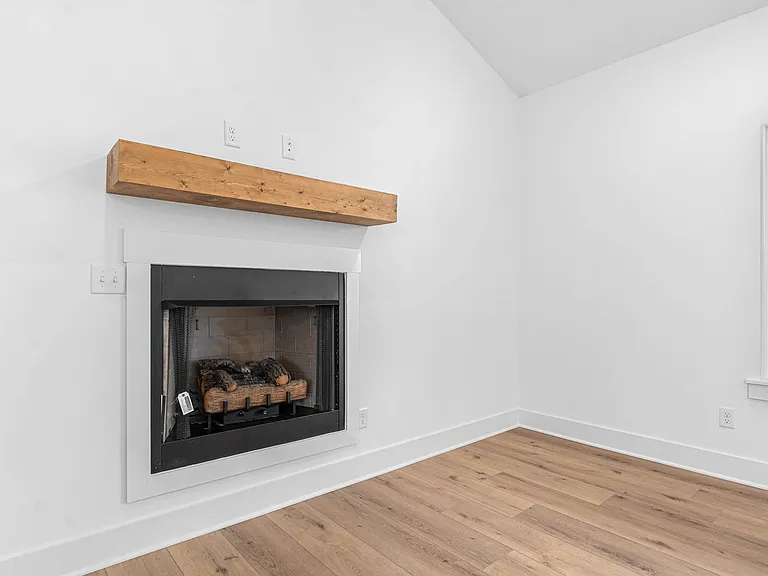 6812 Fir St — Photo 11